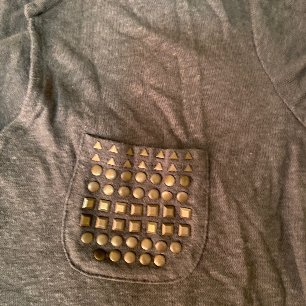 Top - Picture 2 of 3